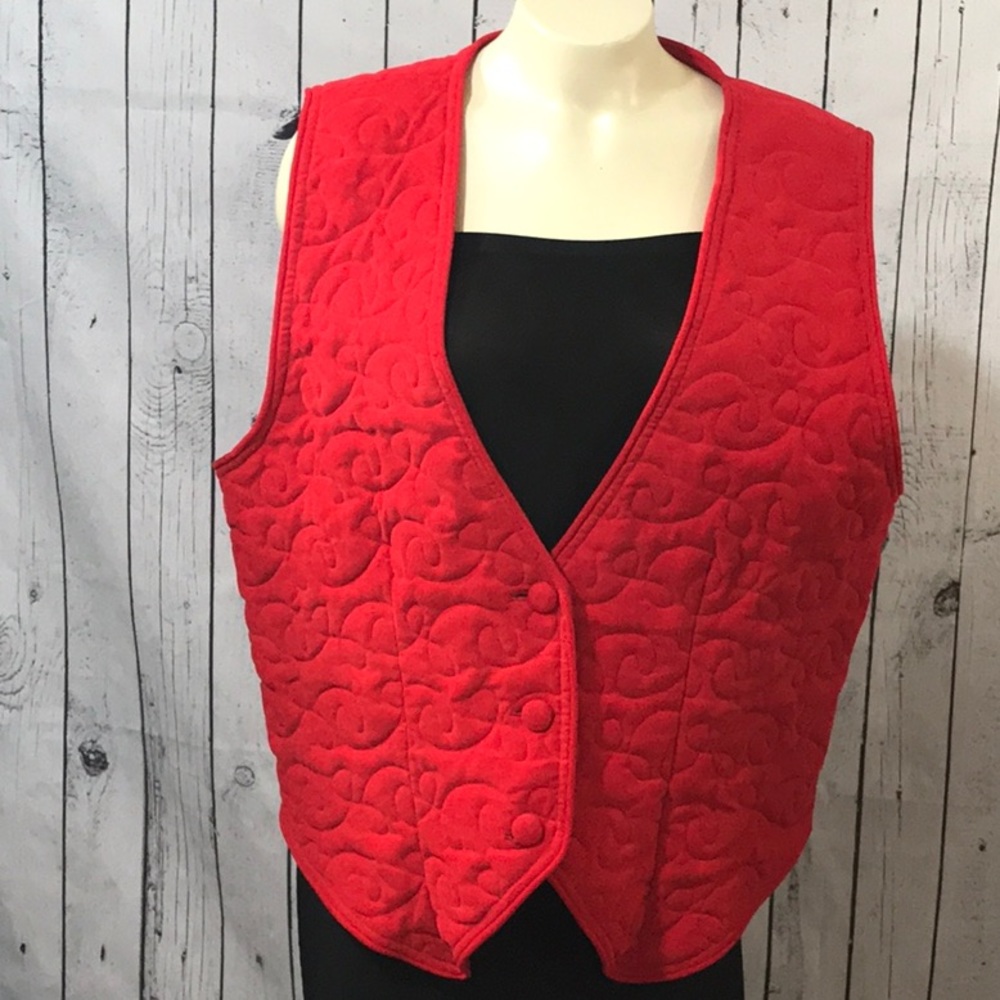 NWOT Elizabeth Jane corduroy textured vest 100% cotton